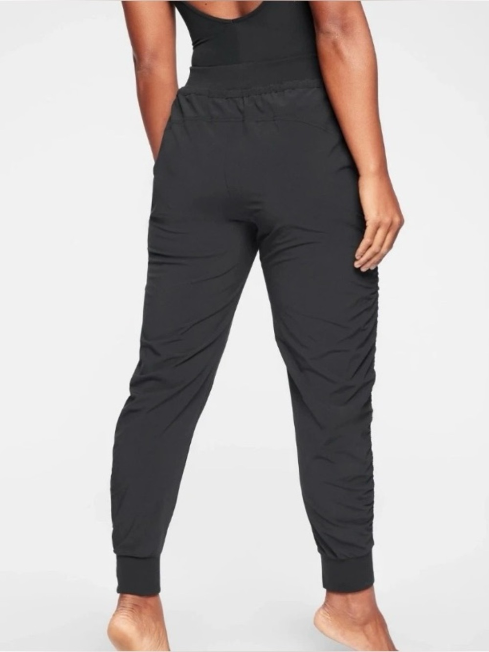 Athleta EUC Attitude Pant Cinched Leg Pant Black 4 Travel Yoga Pant